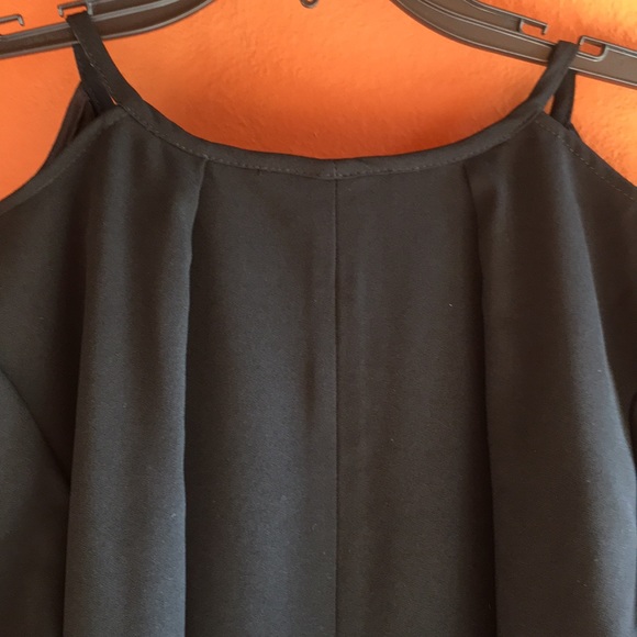 Trina Turk Black Cold Shoulder Tunic Top NWOT🖤 - Picture 7 of 7